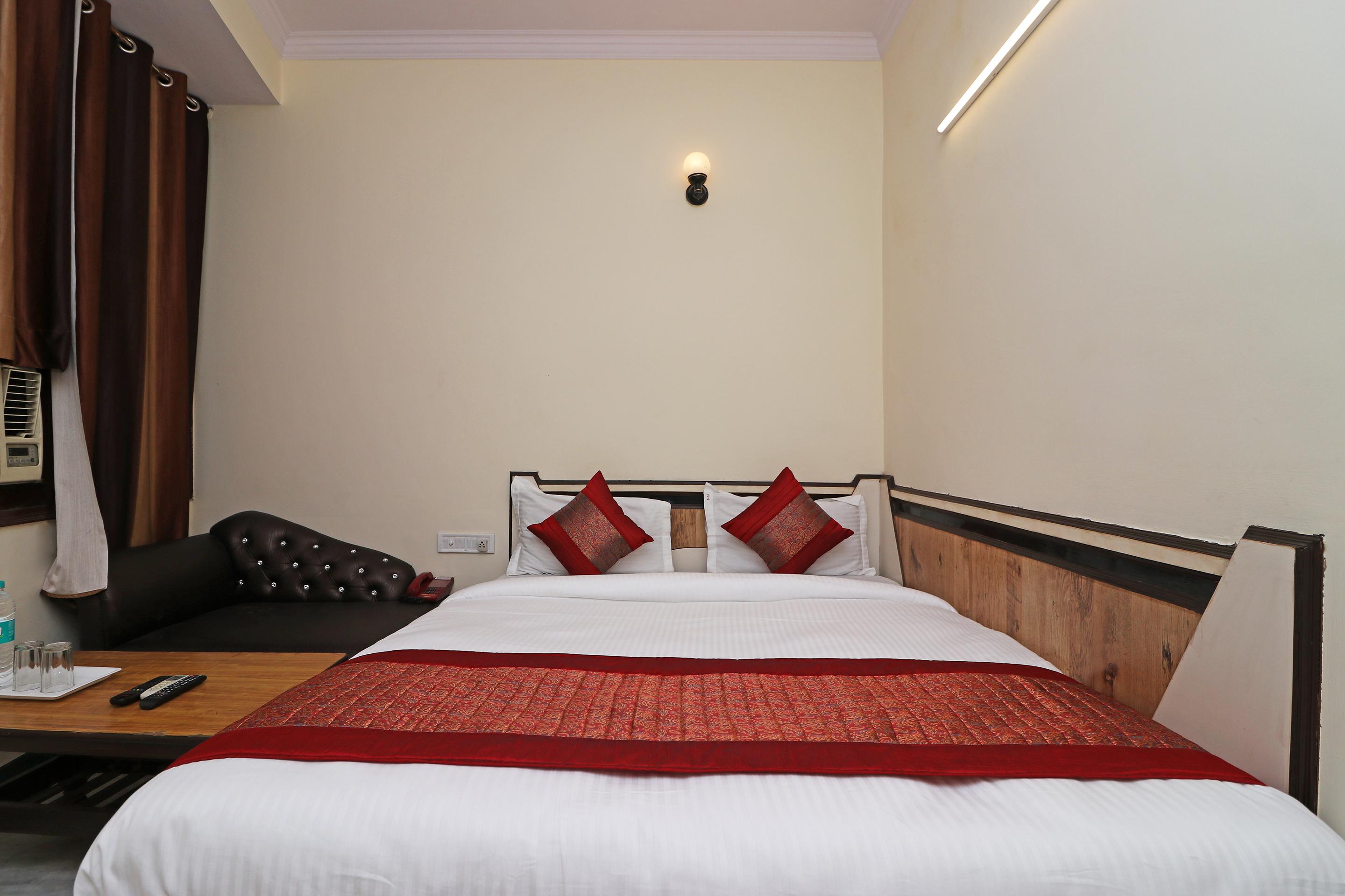 Adb Rooms Hotel Silver Shine Új-Delhi Kültér fotó