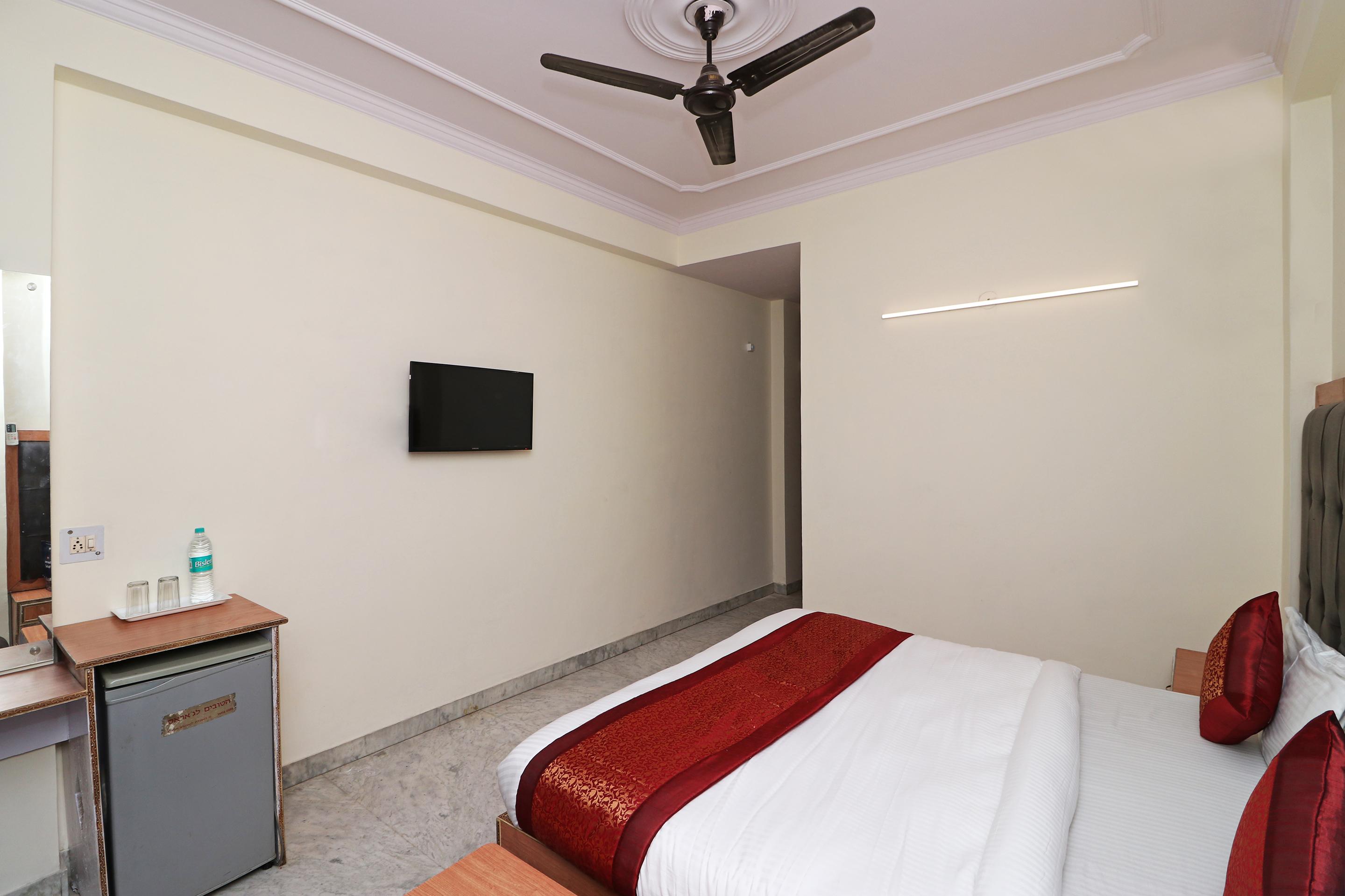 Adb Rooms Hotel Silver Shine Új-Delhi Kültér fotó