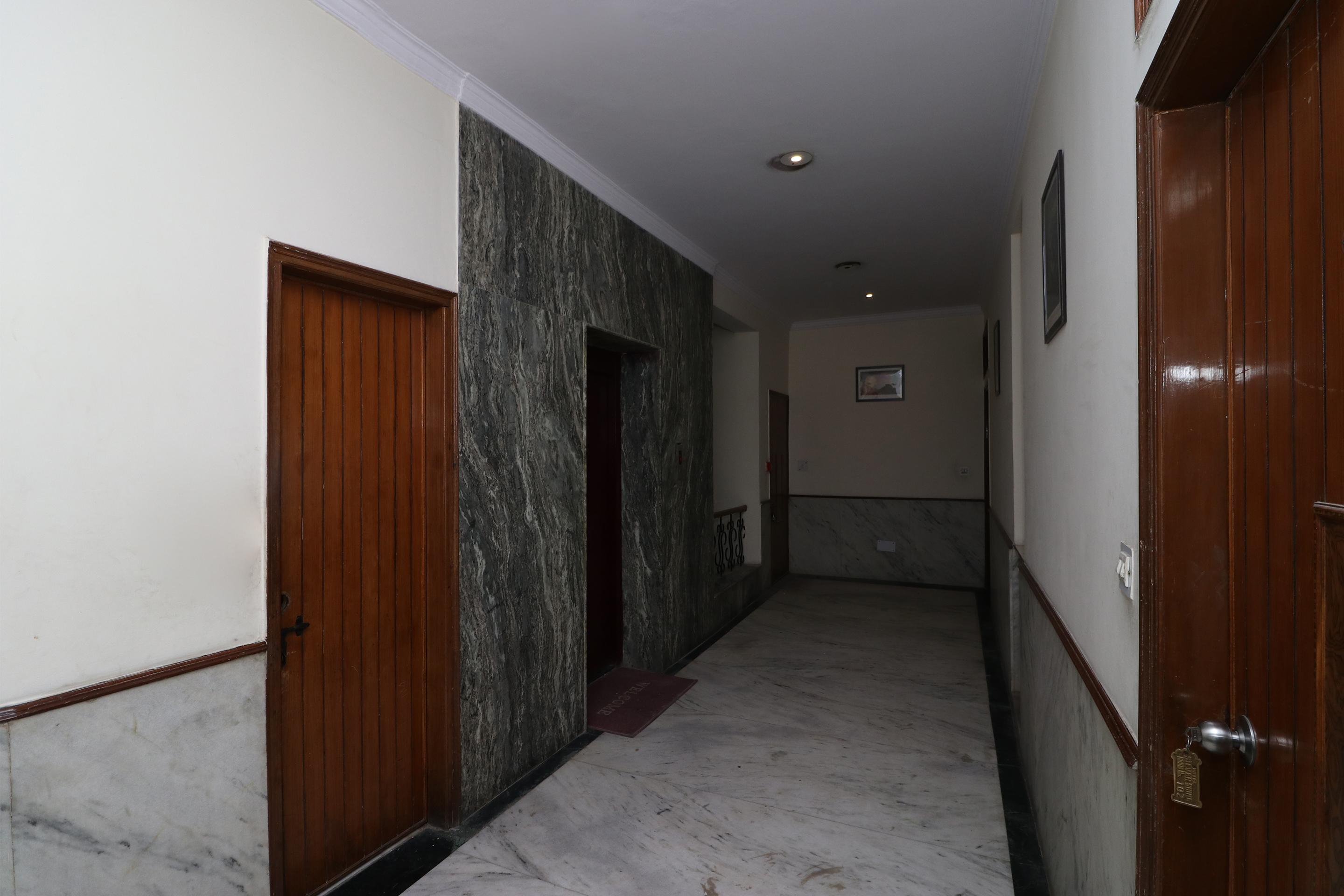 Adb Rooms Hotel Silver Shine Új-Delhi Kültér fotó